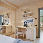Domek alpejski Hellochalet - Northern Lights - Family With Garden Walking Distance Lift Valtournenche