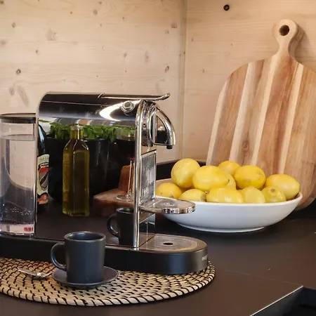 Hellochalet - Northern Lights - Family With Garden Walking Distance Lift בקתה