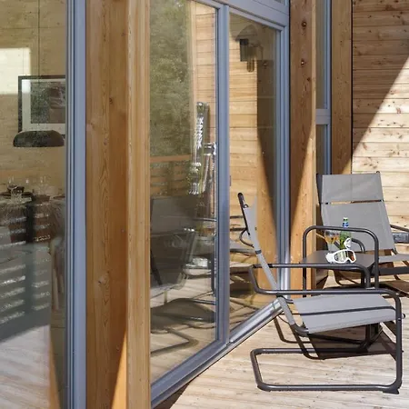 Hellochalet - Northern Lights - Family With Garden Walking Distance Lift Вальтурнанш