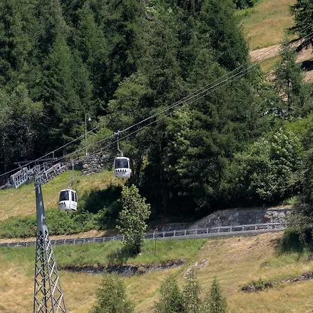 Hellochalet - Northern Lights - Family With Garden Walking Distance Lift *