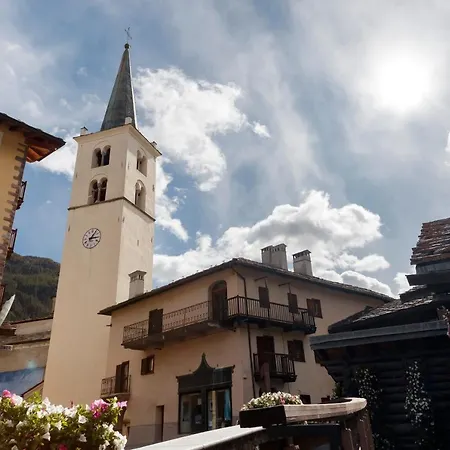 Hellochalet - Northern Lights - Family With Garden Walking Distance Lift Chalet *